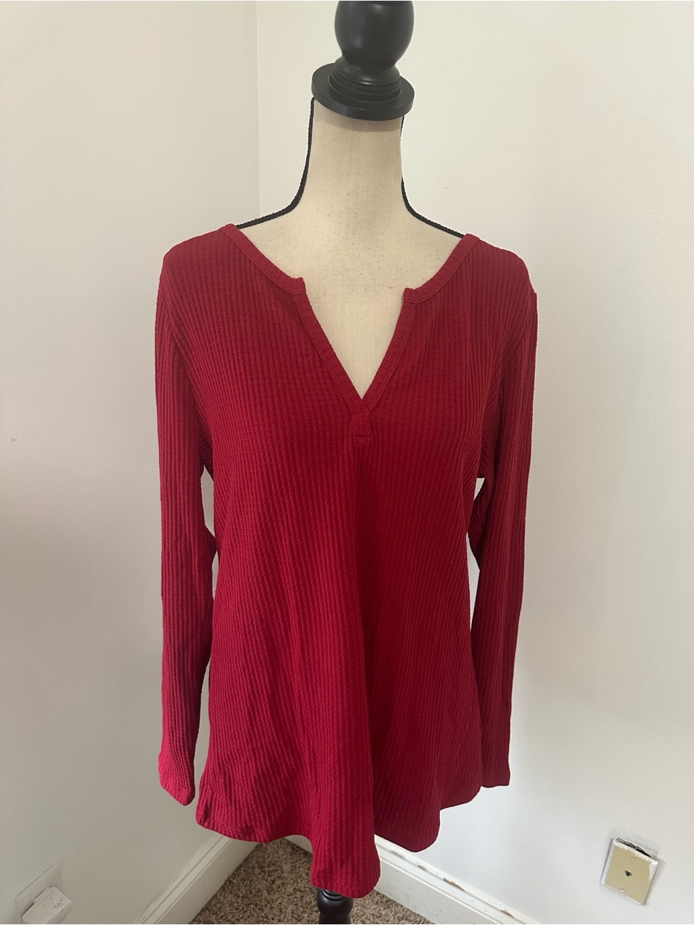 Women’s Thermal Waffle Knit V-Neck Top
